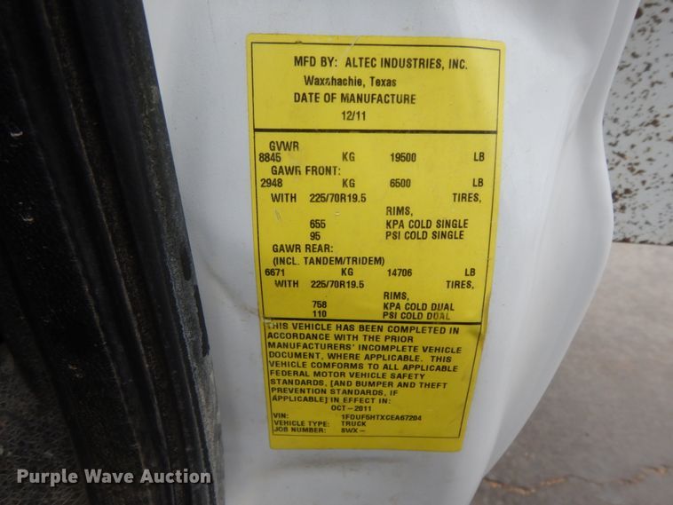 image for item DM2963 2012 Ford F550  bucket truck