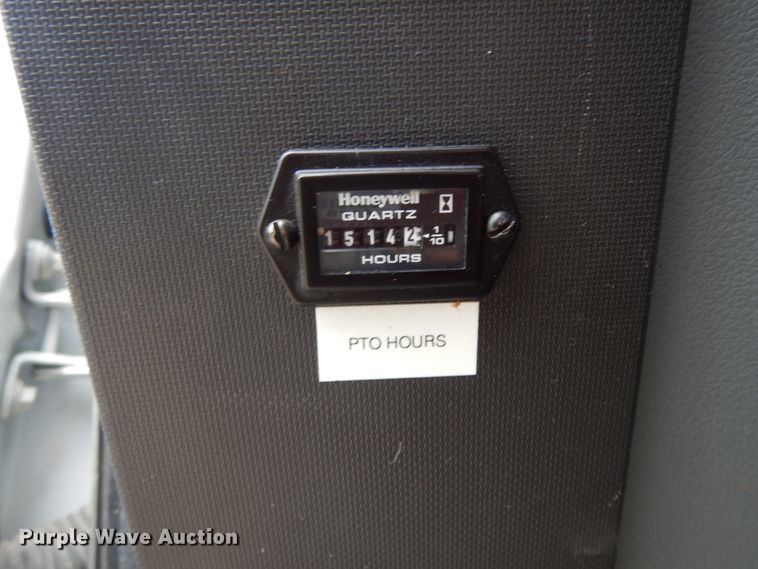 image for item DM2964 2015 Ford F550  bucket truck