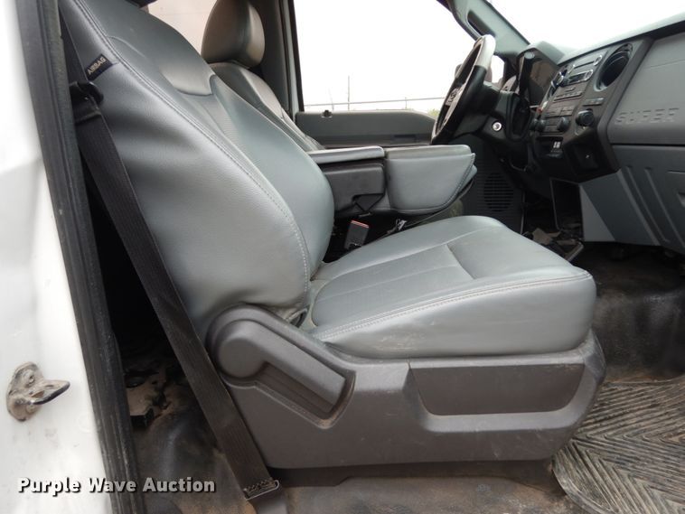 image for item DM2964 2015 Ford F550  bucket truck