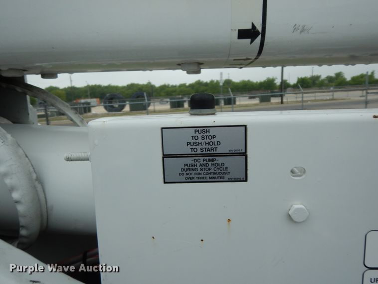 image for item DM2964 2015 Ford F550  bucket truck