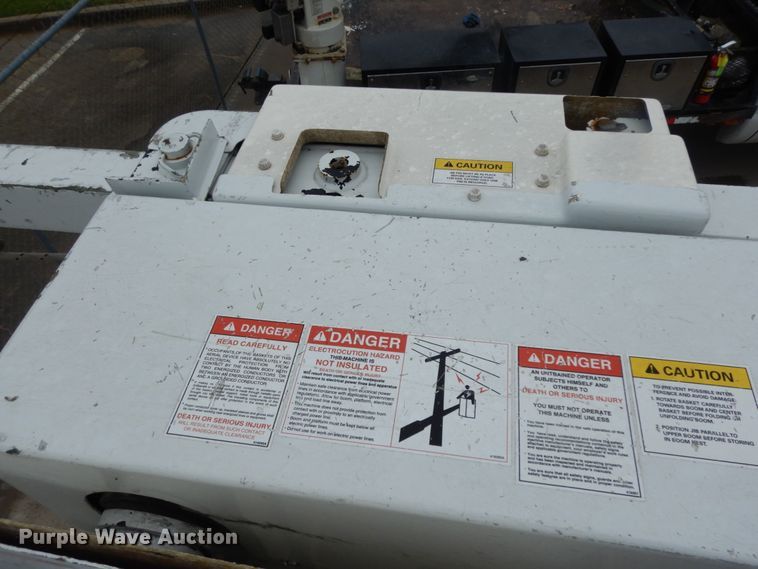 image for item DM2964 2015 Ford F550  bucket truck