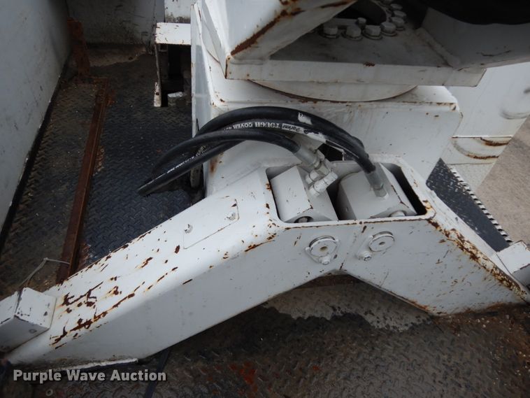 image for item DM2964 2015 Ford F550  bucket truck