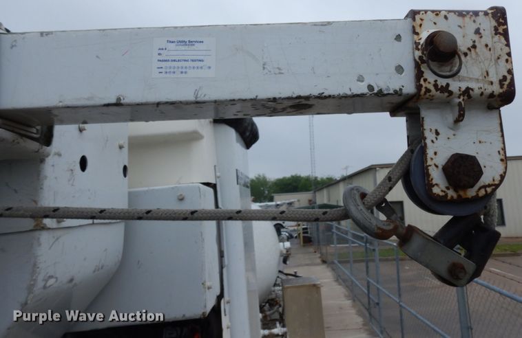 image for item DM2964 2015 Ford F550  bucket truck