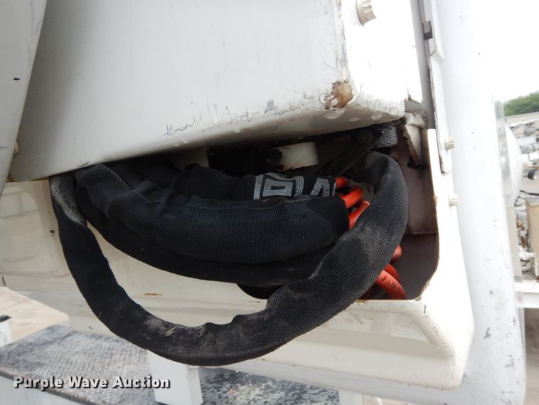 image for item DM2964 2015 Ford F550  bucket truck