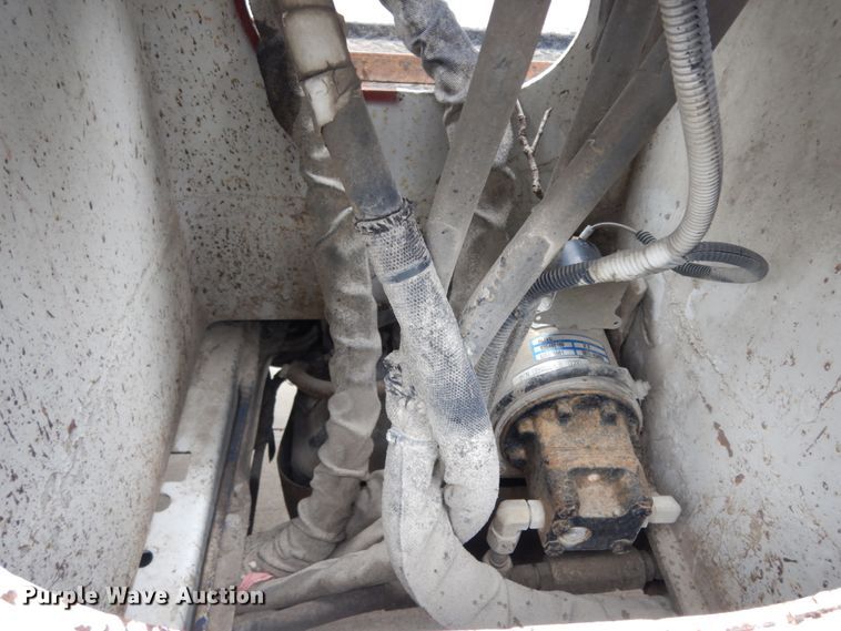 image for item DM2964 2015 Ford F550  bucket truck