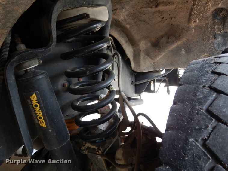 image for item DM2964 2015 Ford F550  bucket truck