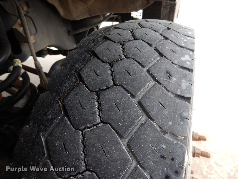 image for item DM2964 2015 Ford F550  bucket truck