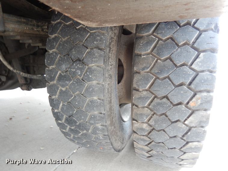 image for item DM2964 2015 Ford F550  bucket truck