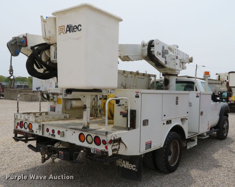 image for item DN5826 2011 Ford F550  bucket truck