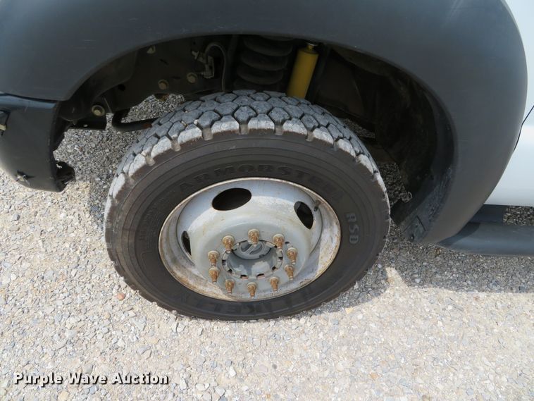 image for item DN5826 2011 Ford F550  bucket truck