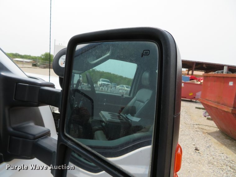 image for item DN5826 2011 Ford F550  bucket truck