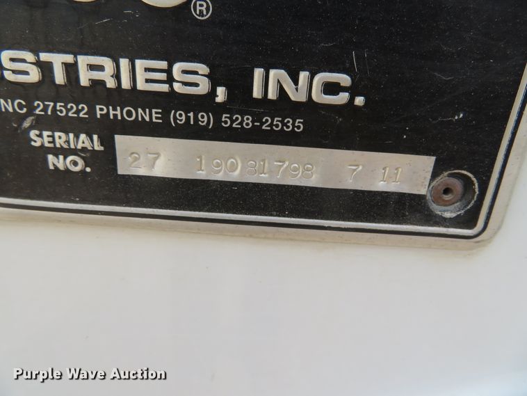 image for item DN5826 2011 Ford F550  bucket truck