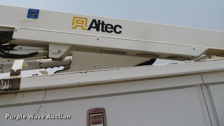 image for item DN5826 2011 Ford F550  bucket truck