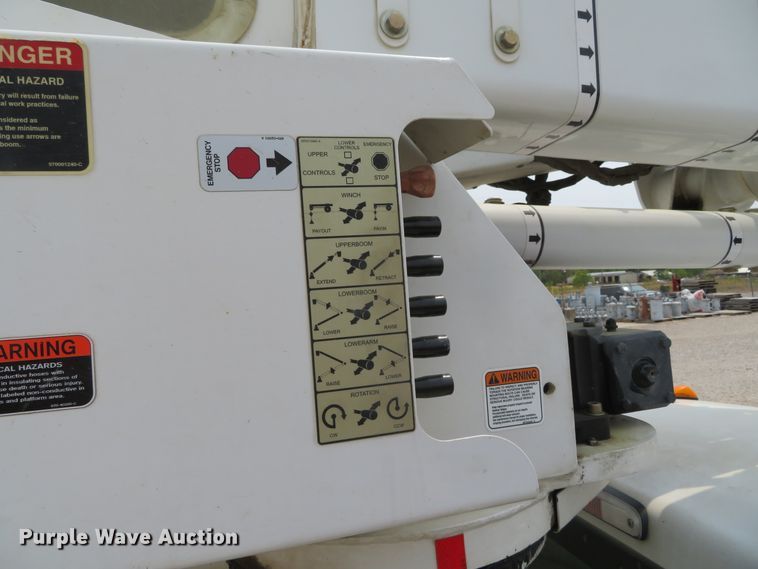 image for item DN5826 2011 Ford F550  bucket truck