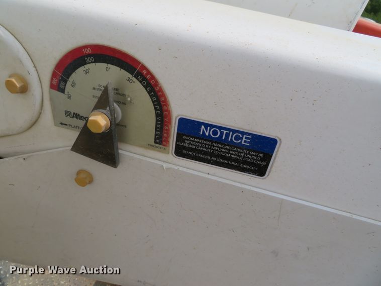 image for item DN5826 2011 Ford F550  bucket truck