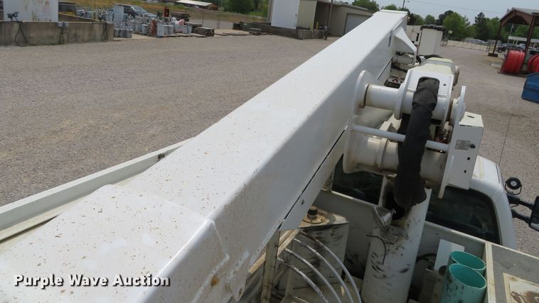 image for item DN5826 2011 Ford F550  bucket truck