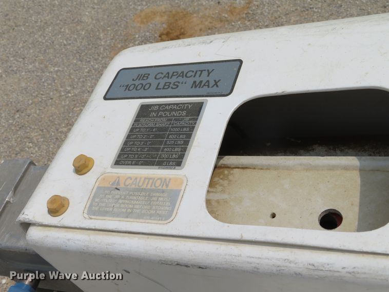 image for item DN5826 2011 Ford F550  bucket truck