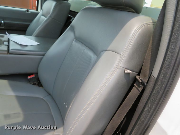 image for item DN5826 2011 Ford F550  bucket truck