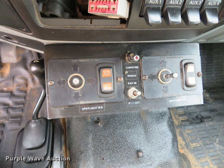 image for item DN5826 2011 Ford F550  bucket truck