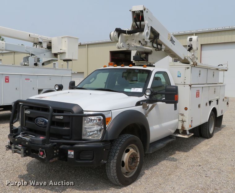 image for item DN5827 2013 Ford F550  bucket truck