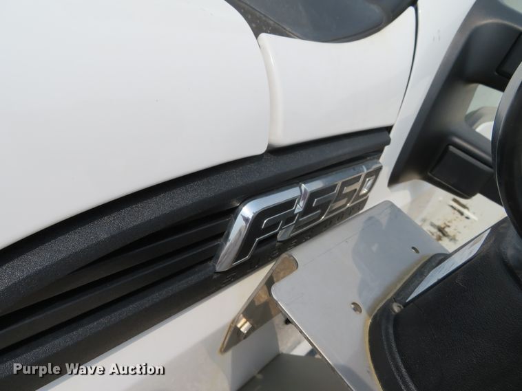 image for item DN5827 2013 Ford F550  bucket truck