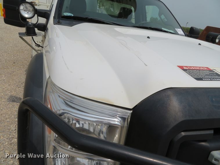image for item DN5827 2013 Ford F550  bucket truck