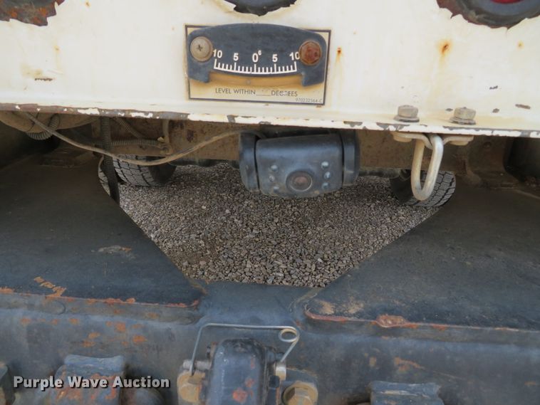 image for item DN5827 2013 Ford F550  bucket truck