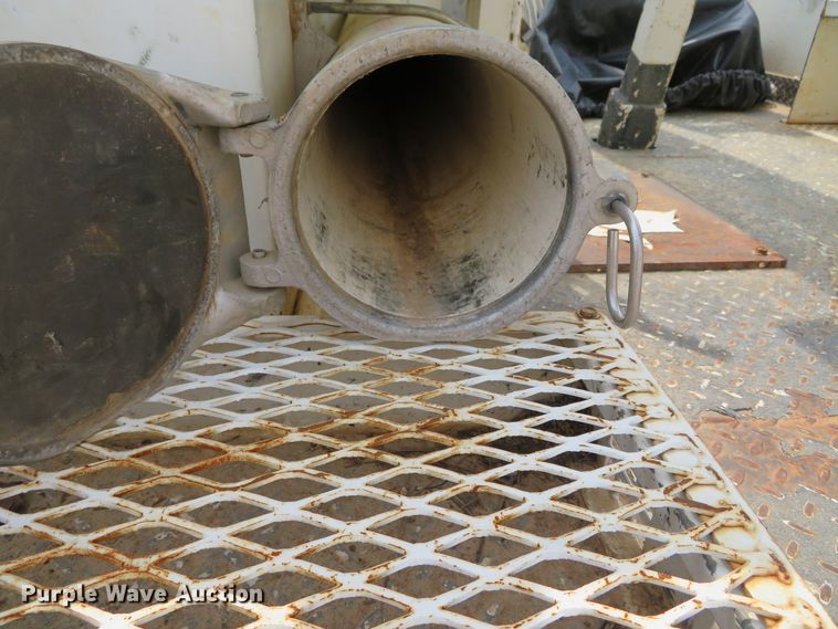 image for item DN5827 2013 Ford F550  bucket truck