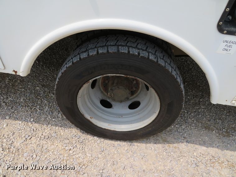 image for item DN5827 2013 Ford F550  bucket truck