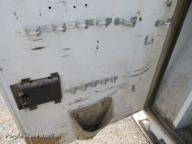 image for item DN5827 2013 Ford F550  bucket truck