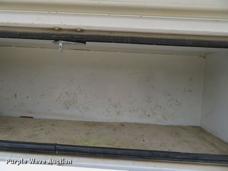 image for item DN5827 2013 Ford F550  bucket truck