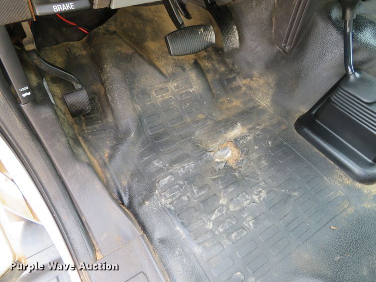 image for item DN5827 2013 Ford F550  bucket truck