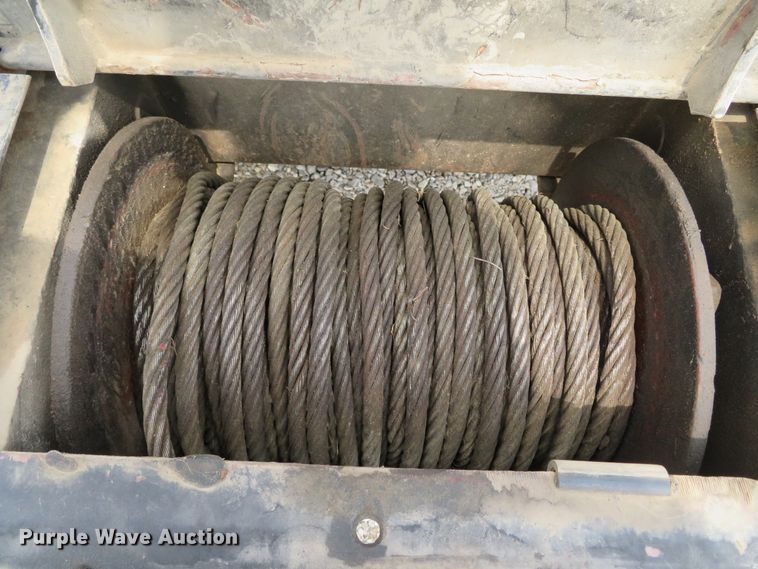 image for item DN5828 2002 Freightliner FL80  bucket truck