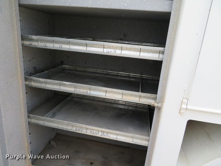 image for item DN5828 2002 Freightliner FL80  bucket truck