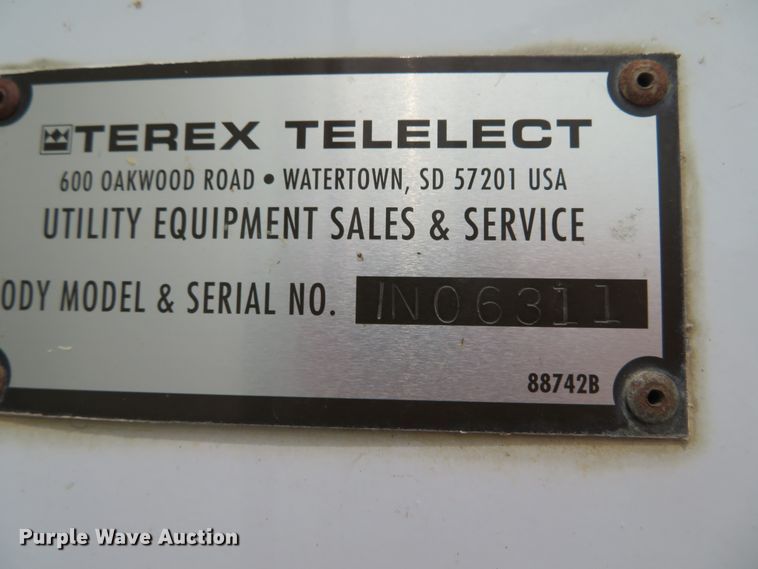 image for item DN5828 2002 Freightliner FL80  bucket truck