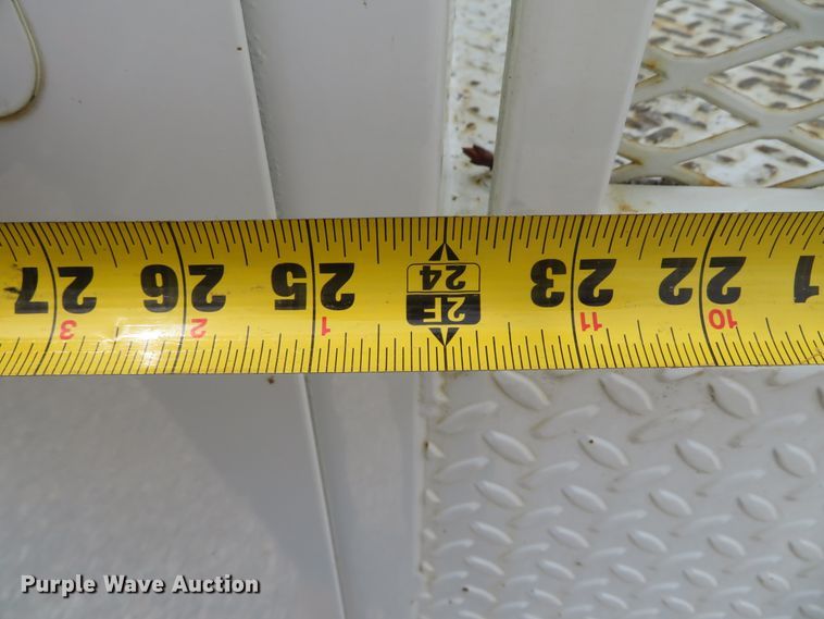 image for item DN5828 2002 Freightliner FL80  bucket truck