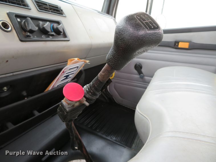 image for item DN5828 2002 Freightliner FL80  bucket truck