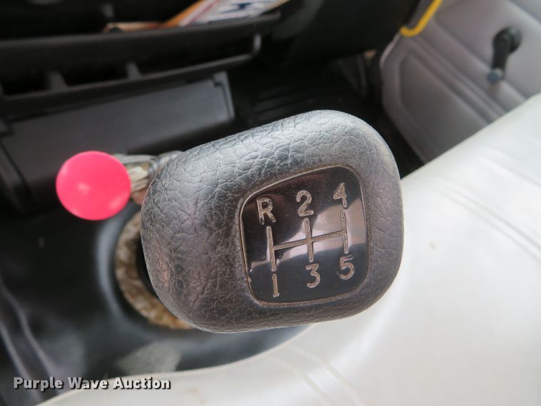 image for item DN5828 2002 Freightliner FL80  bucket truck