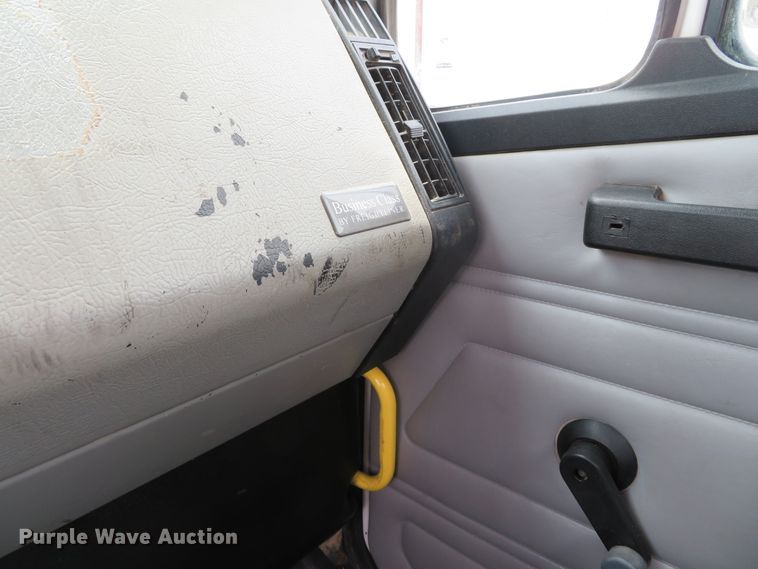 image for item DN5828 2002 Freightliner FL80  bucket truck