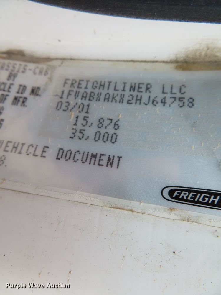 image for item DN5828 2002 Freightliner FL80  bucket truck