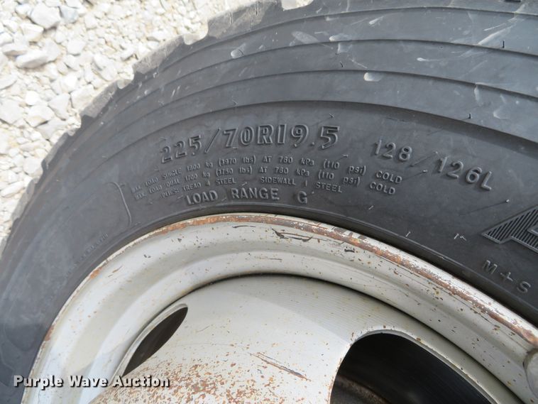 image for item DN5830 2009 Dodge 5500  bucket truck