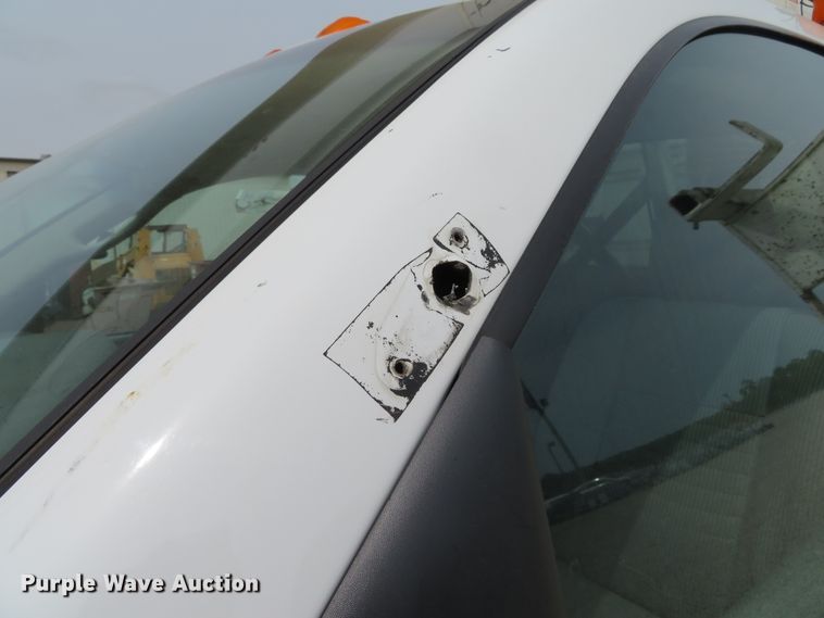 image for item DN5830 2009 Dodge 5500  bucket truck