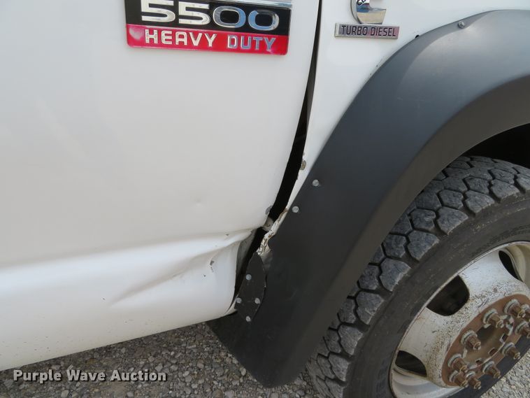 image for item DN5830 2009 Dodge 5500  bucket truck