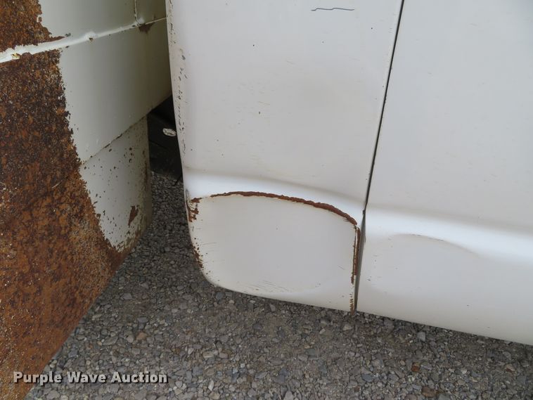 image for item DN5830 2009 Dodge 5500  bucket truck