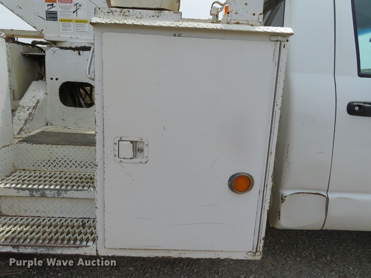 image for item DN5830 2009 Dodge 5500  bucket truck
