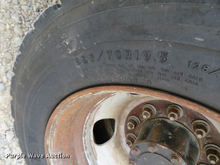 image for item DN5830 2009 Dodge 5500  bucket truck