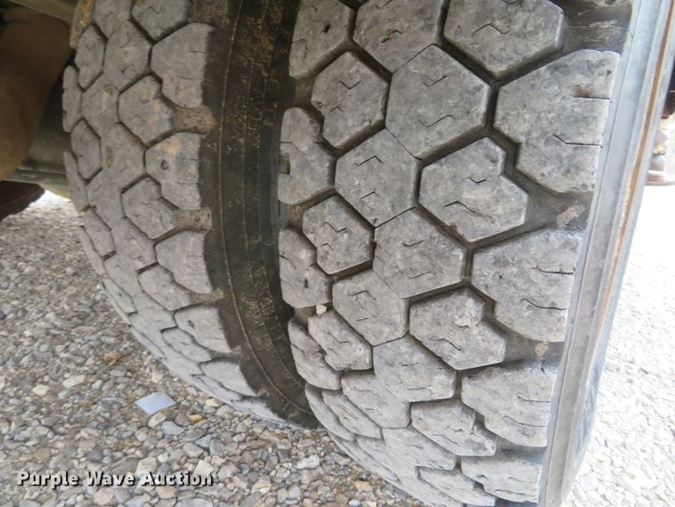 image for item DN5830 2009 Dodge 5500  bucket truck