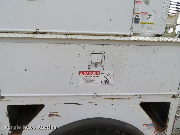 image for item DN5830 2009 Dodge 5500  bucket truck