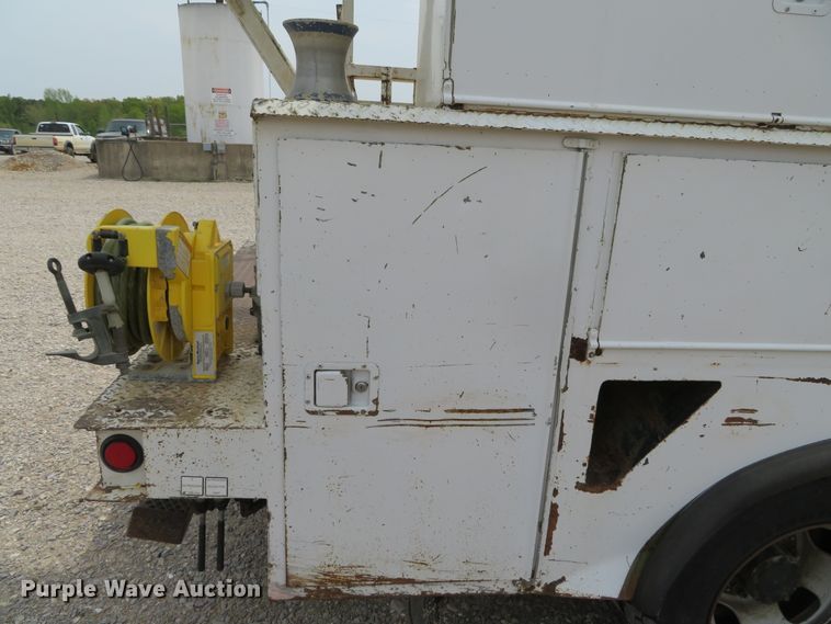 image for item DN5830 2009 Dodge 5500  bucket truck