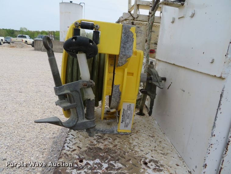 image for item DN5830 2009 Dodge 5500  bucket truck